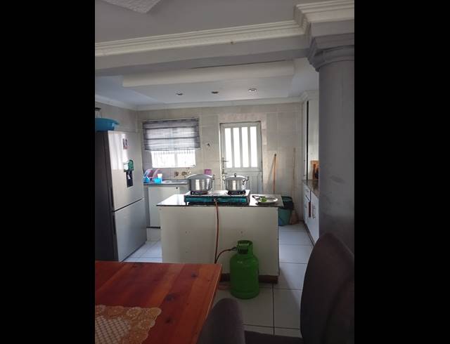 3 BEDROOM HOUSE FOR SALE IN UMLAZI P